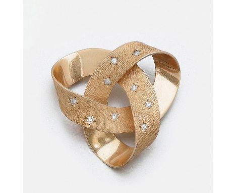 Gelbgold, gest. 14 ct.; Schauseitig besetzt mit kleinen Diamanten von zus. ca. 0,18 ct.; Gew. ca. 12,25 g.Brooch set with dia