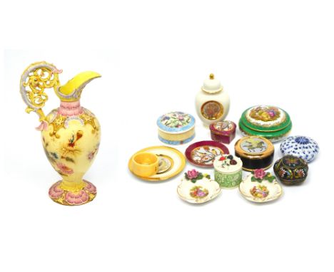 A small collectors' lot of ceramics to include Chokin ware and a Zsolnay Hungarian vase etc.   CONDITION REPORT  Zsolnay vase