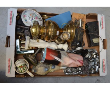A mixed collectors' lot to include a brass oil lamp, a military Morse code set, metalware to include candlesticks etc, an Ayn