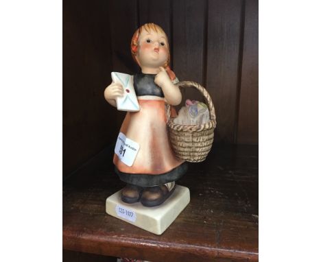 A large Hummel figure 'Meditation' approx 19cm high produced 1960-72. Ht. 19cm  Good condition