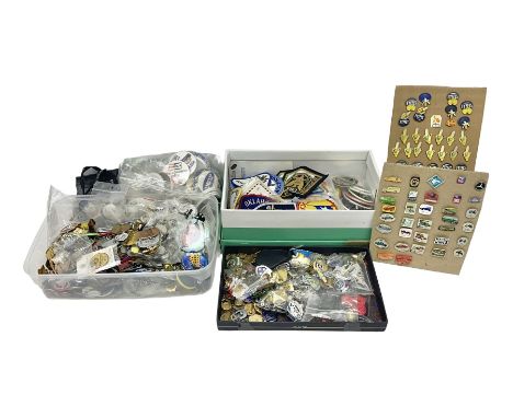 Large collection of vintage enamel and similar badges, including silver examples, together with embroidered patches and plast