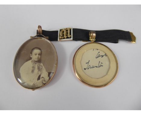 Two Antique 9 ct Yellow Gold Double Sided Portrait Pendants, approx wt 30 gms, (oval approx 45 x 35 x 8 mm, circular approx 4