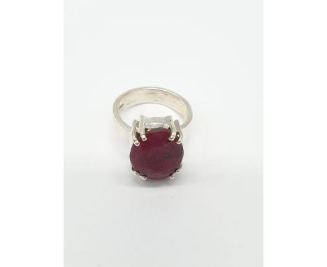 Dressed ruby silver N size ring 