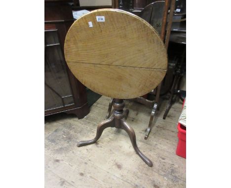 George III circular oak tilt top pedestal wine table on turned supports with tripod feet