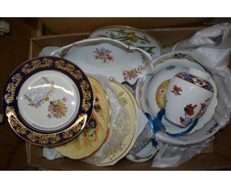 Quantity of modern ceramics to include large Wedgwood bowl, Bavarian vase and cover, Spode Garden Flower plates