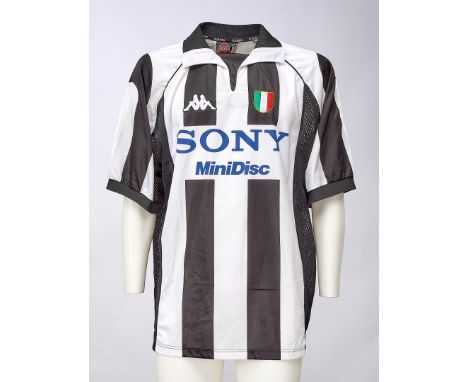 Alessandro Del Piero - Juventus F.C.  - Stagione 1997-1998 - Maglia store home, Kappa, a maniche corte, taglia XL  Firma auto