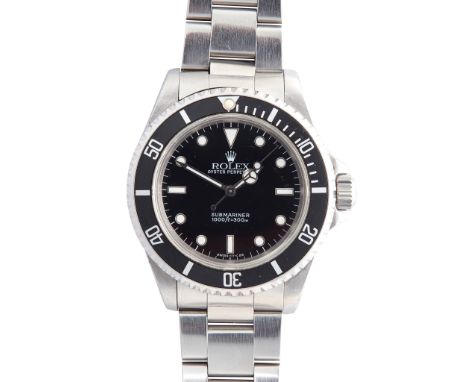 Rolex: A gentleman's stainless steel watch Oyster Perpetual Submariner model 14060, 1996 from serial number, stainless steel 