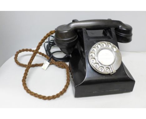 A vintage Bakelite telephone, converted to modern use 