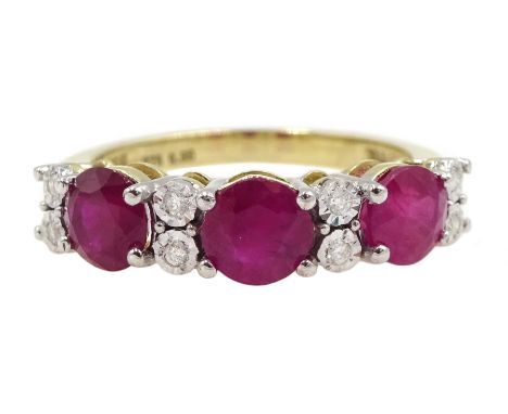 9ct gold round ruby and diamond ring, stamped 375, total ruby weight approx 2.10 carat - Condition Report Approx 2.6gm, size 