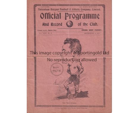SPURS       Programme Tottenham v Nottingham Forest 5/9/1932.  Horizontal fold. No writing. Fair to generally good       
