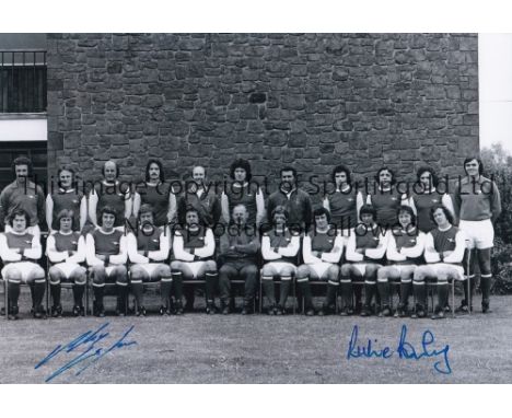 ARSENAL AUTOGRAPHS     Ten autographed 12 x 8, 3 x b/w 7 x col photos of former players to include George Eastham, Malcolm Ma