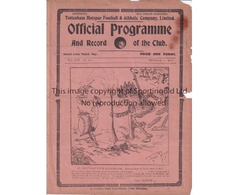 TOTTENHAM HOTSPUR V CRYSTAL PALACE 1923    Programme for the London Challenge Cup match at Tottenham, 29/10/1923, ex-binder. 