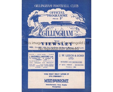 GILLINGHAM V YIEWSLEY 1956    Programme for the FA Cup tie at Gillingham 21/11/1956, very slightly creased.    Generally good