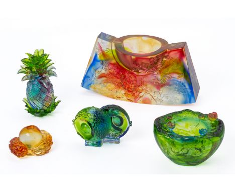 A GROUP OF FIVE LIULIGONGFANG CRYSTAL ITEMS
Including an 'Escalating Joy' pineapple numbered 268/ 3600, a model of two fish, 