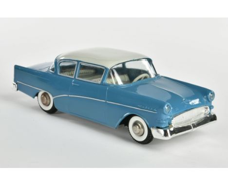 Gama, Opel Rekord, W.-Germany, 21 cm, GemBw, Friktion ok, ein Rücklicht fehlt, sonst Z 1-