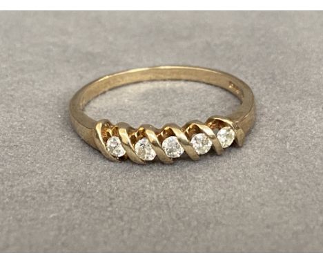 9ct Yellow Gold Half Eternity Diamond Ring - Featuring 5 Clean Stones with an approximate weight of 0.15cts - weighing 2.18 g