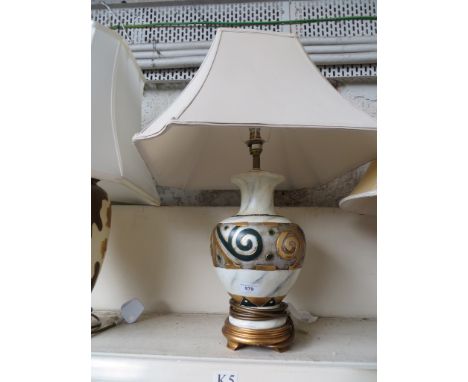 Modern classical style table lamp 