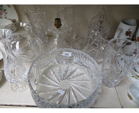 8 crystal items including table lamp and large heavy bowl 