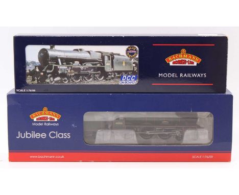 Two Bachmann Branch-Line ‘Jubilee’ class locos &amp; tenders: 31-177DS ‘Kolhapur’ No.45593 BR lined green, early emblem, DCC 