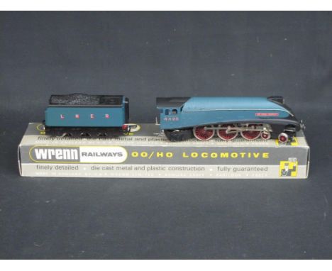 Wrenn Railway OO/HO Locomotive W.2212AM2 A4 "Sir N. Gresley" Liner Blue (5 and Pole) in original box.  CONDITION REPORT; Very