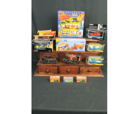 Box of assorted diecast toy cars and other vehicles to include Corgi Classics Golden Eye James Bond Ferarri 355, Corgi 'You O