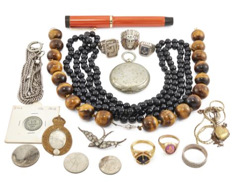 A group of jewellery, including: a 9ct gold synthetic ruby Masonic signet ring, ring size S; a black cabochon ring, possibly 