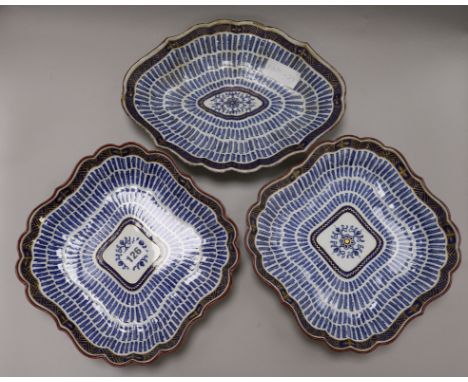 Three Worcester 'The Music Pattern' dessert dishes, Flight period, one with crescent mark, largest 30cm