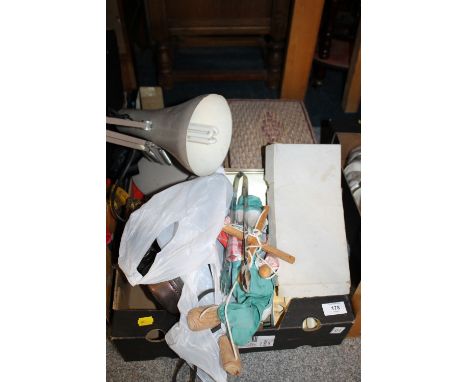 A TRAY OF SUNDRIES TO INCLUDE AN ANGLE POISE LAMP