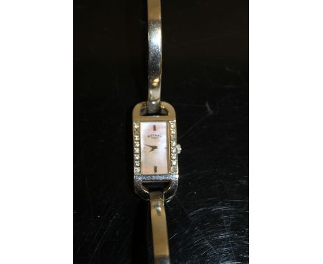 A LADIES ROTARY WRISTWATCH