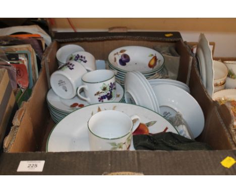 A TRY OF ROYAL WORCESTER EVESHAM VALE CHINA