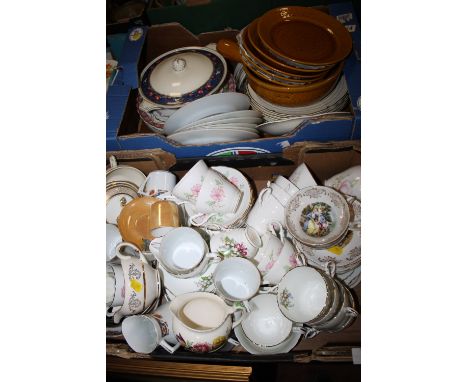 TWO TRAYS OF ASSORTED CHINA AND CERAMIC TO INCLUDE REGENCY CHINA