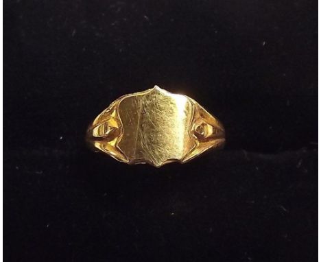 A 9ct gold christening ring - .5g