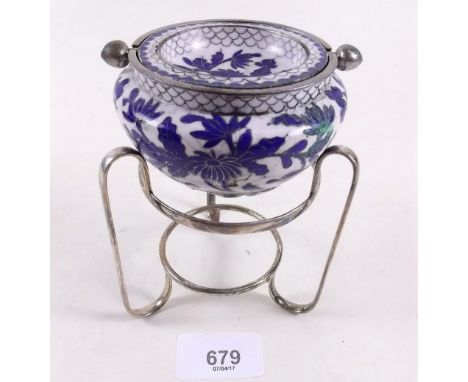A Chinese cloisonne enamel incense burner with swivel lid