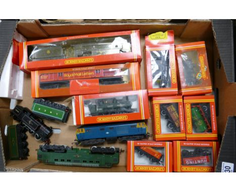 A collection of OO gauge engines, locomotives and carriages to include Hornby Railway R 206 Chance &amp; Hunt Open Wagon, Hor