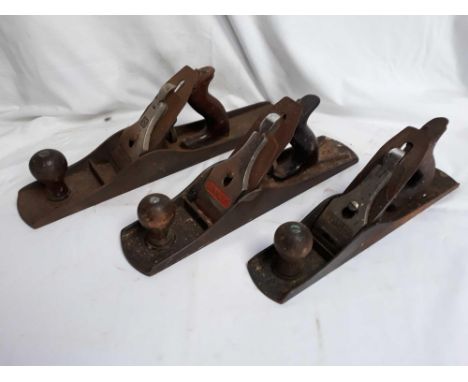  Sale Item:    5, 5.5 &amp; 6 2 STANLEY  &amp; RECORD PLANES  Vat Status:   No Vat   Buyers Premium:  This lot is subject to 