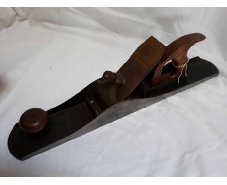  Sale Item:    ERIK ANTON BERG WOOD PLANE   Vat Status:   No Vat   Buyers Premium:  This lot is subject to a Buyers Premium o