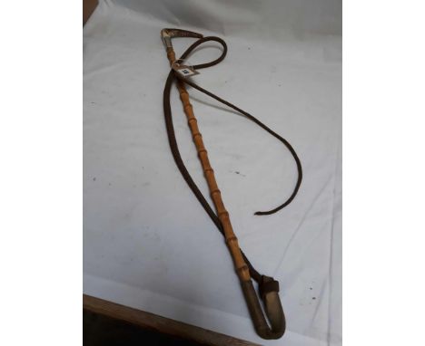 Sale Item:    LADIES HUNTING CROP WITH SILVER COLLAR  Vat Status:   No Vat   Buyers Premium:  This lot is subject to a Buyer