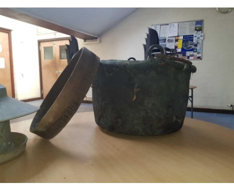  Sale Item:    LARGE COPPER POT CHICKEN FEEDER &amp; RIDDLE (AF)  Vat Status:   No Vat   Buyers Premium:  This lot is subject
