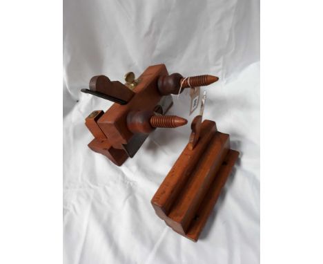  Sale Item:    2 EMIR LONDON PLANES   Vat Status:   No Vat   Buyers Premium:  This lot is subject to a Buyers Premium of 15% 