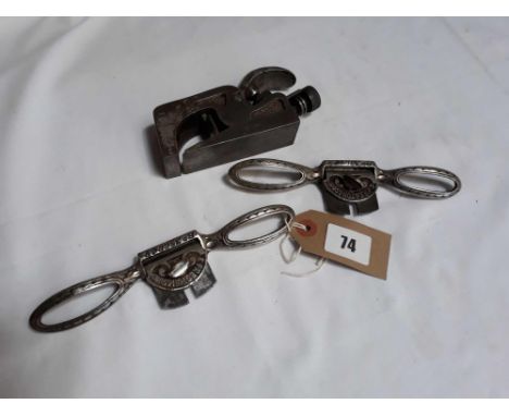  Sale Item:    2 PRESTON SPOKE SHAVES &amp; No 1355 PLANE  Vat Status:   No Vat   Buyers Premium:  This lot is subject to a B