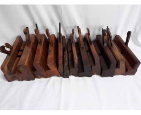  Sale Item:    BOX OF MOULDING PLANES - 12   Vat Status:   No Vat   Buyers Premium:  This lot is subject to a Buyers Premium 