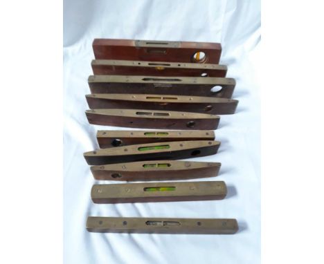  Sale Item:    10 ASSORTED SPIRIT LEVELS   Vat Status:   No Vat   Buyers Premium:  This lot is subject to a Buyers Premium of