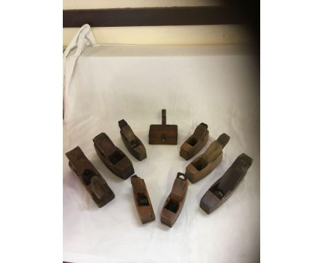  Sale Item:    BOX SMALL WOODEN PLANES (AF)   Vat Status:   No Vat   Buyers Premium:  This lot is subject to a Buyers Premium