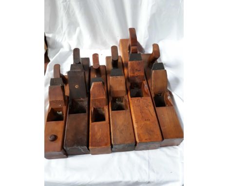  Sale Item:    BOX BENCH PLANES   Vat Status:   No Vat   Buyers Premium:  This lot is subject to a Buyers Premium of 15% + Va