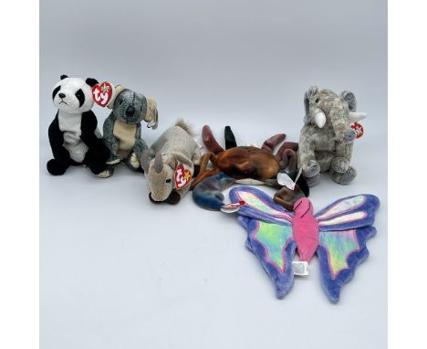 6x collectable Ty bears,
all in great condition,
Pounds,
China,
Flitter,
Goatee,
Claude,
Eucalyptus,
in great condition kept 