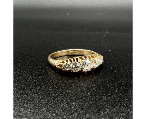 18ct yellow gold Victorian old cut 5 stone diamond ring,
approx 1ct total of diamond,
size O,
weight 3.6 grams,
full hallmark