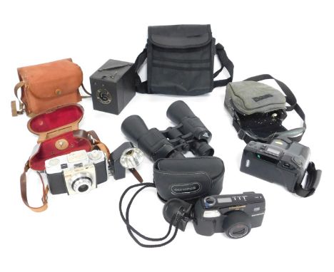 An Olympus AZ-300 Super Zoom camera, a Super Zoom 2800 DLX camera, Kodak ColorSnap 35 camera, Coronet 020 box camera, Kodak B