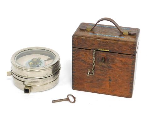 An early 20thC B.Leefe and Sons Toulet Imperator clock, 133580, oak cased. 