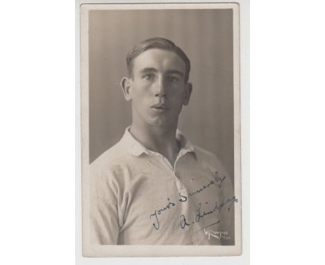 Postcard, Autograph, Football, Tottenham Hotspur, RP, portrait card of A. Lindsay signed in ink, 1920's (unused, gd) (1)