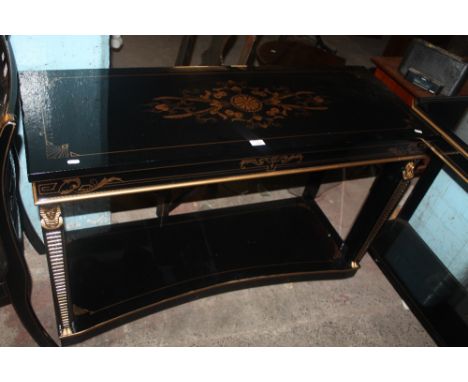 AN ORIENTAL STYLE CONSOLE TABLE WITH GOLD LEAF EFFECT DECORATION AND A SHELF BELOW W 122CM